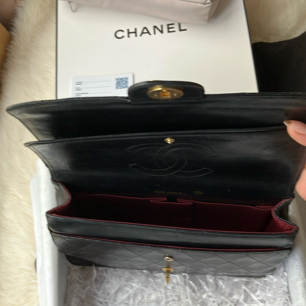 Authentic Vintage Chanel Black Classic Double Flap 25 - Picture 4 of 15